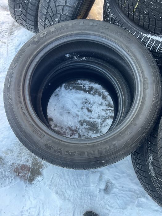 Шини зимові 2шт.   235/55 19