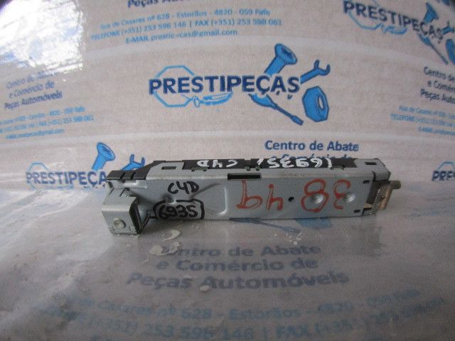Amplificador de antena VOLKSWAGEN Polo (AW1)