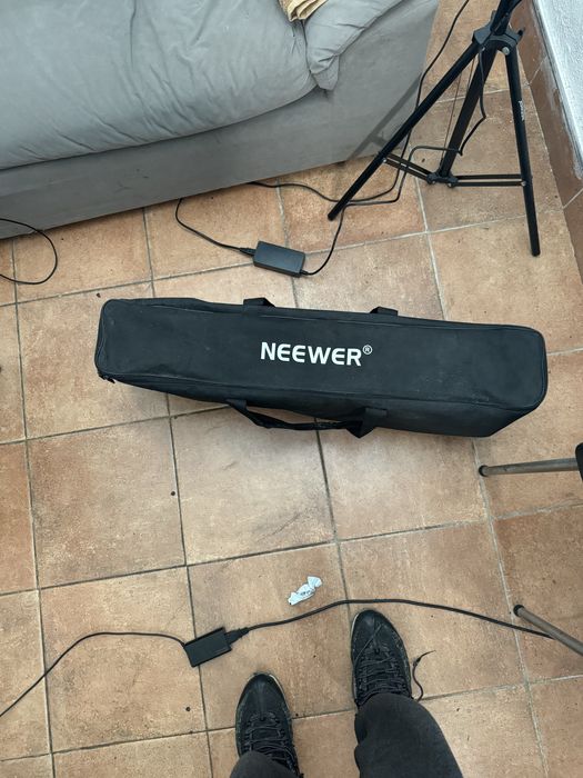 Iluminação Neewer 530 RGB – Unidade ou Par (2 Pack) – Como Nova