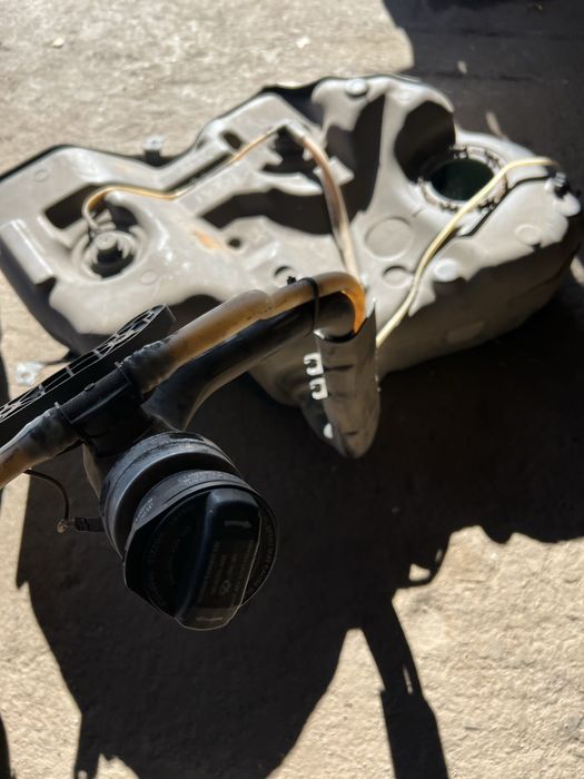 Продам паливні баки на Фольцваген Пасат б7, Фольцваген Тігуан Америка