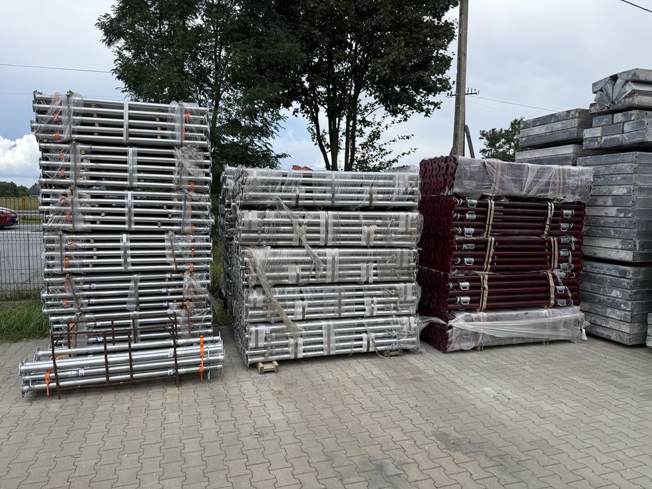 Podpory stropowe stemple metalowe szalunki stropowe dźwigary doki strop