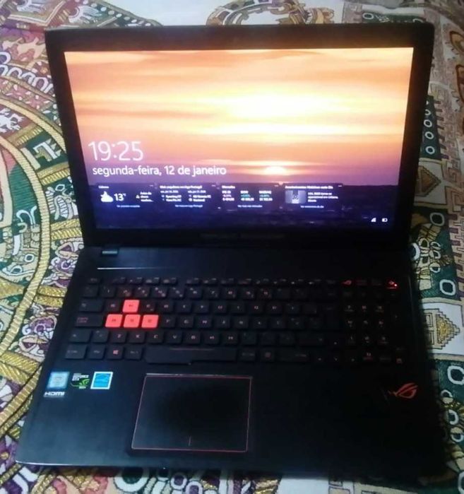 Portátil ASUS ROG GL553VW