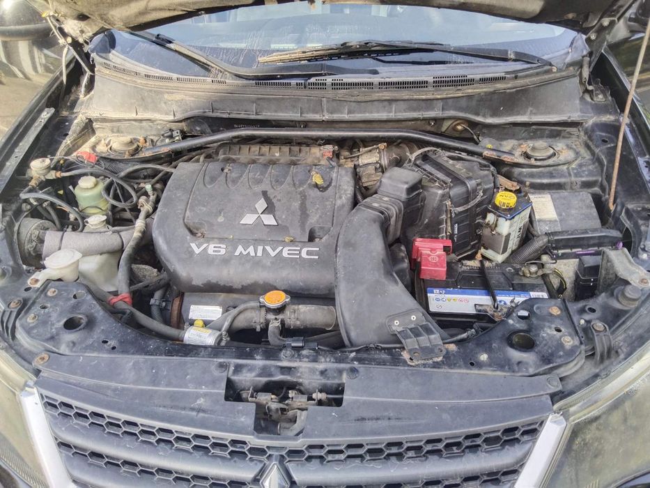 Разборка Розбірка Mitsubishi Outlander XL аутлендер 3.0 шрот