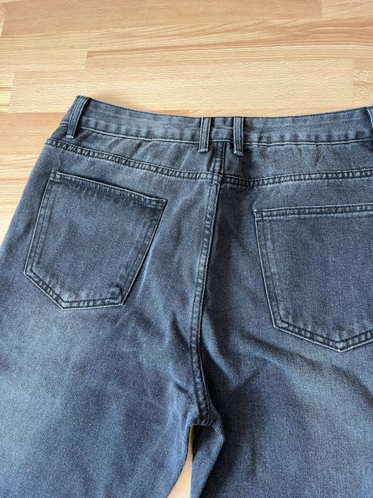 Продам нові базові джинси L розмір