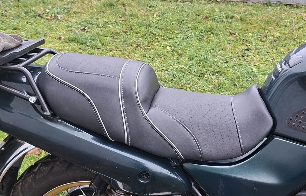 Продам сидіння Honda cb 500