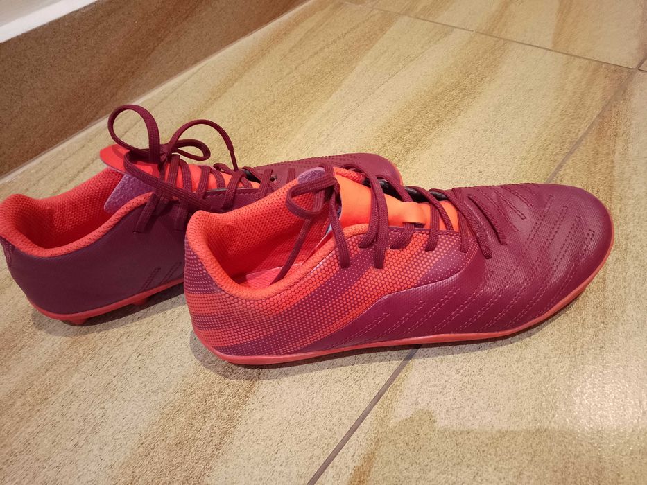 Buty do piłki nożnej dla dzieci Kipsta roz. 38