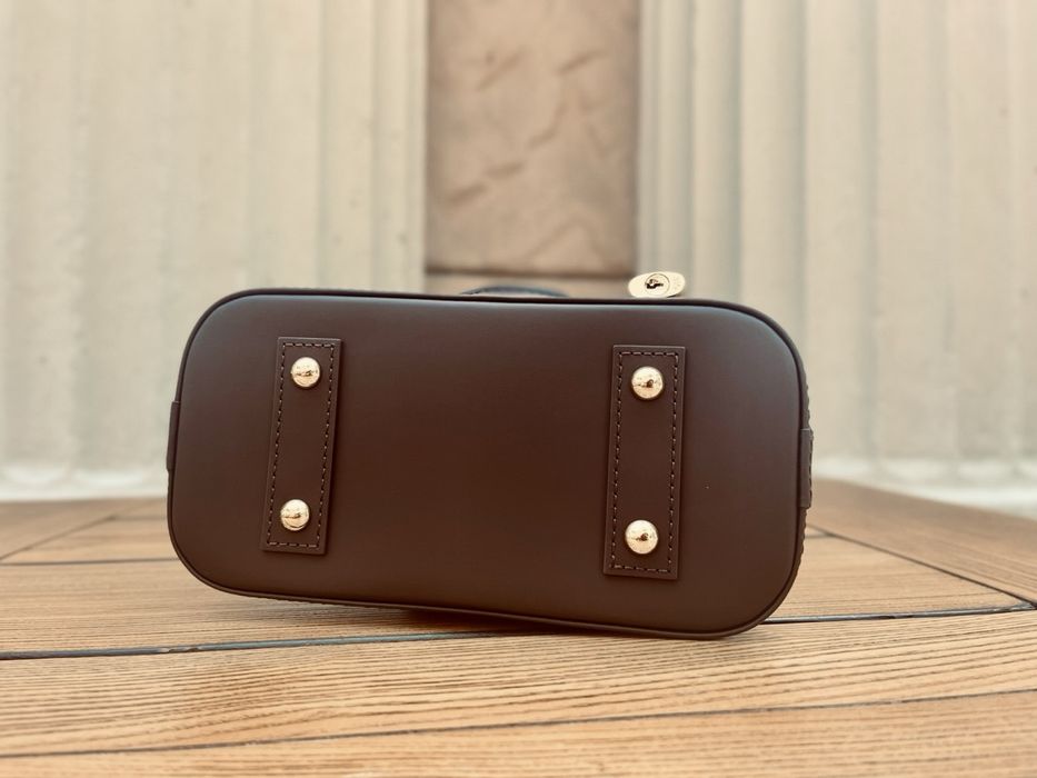 Сумка Louis Vuitton Alma bb N40606 ( оригинальная в идеальном состоянии )
