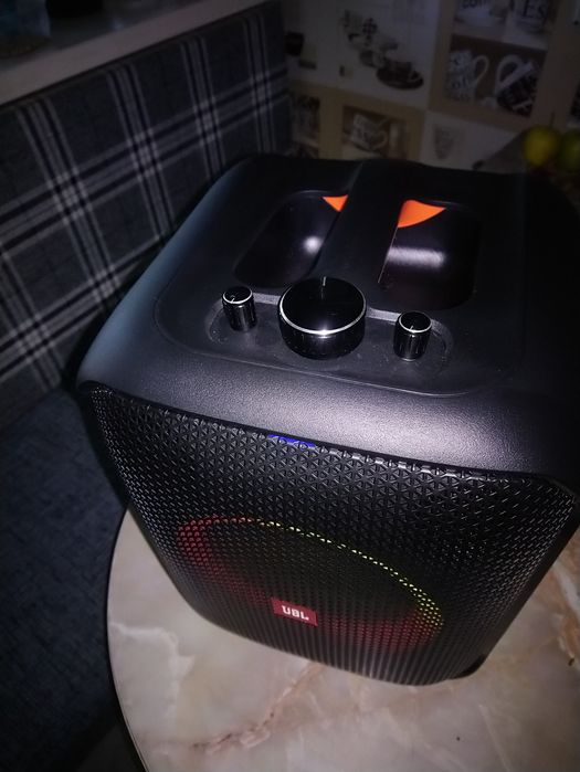 JBL Party box Encore Essential