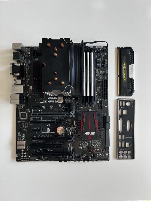 ASUS Z97-PLUS Core i5-4690K 16GBメモリセット ASUS Z97-PLUS Core i5-4690K 16GBメモリセット Core i5-4690K + Z97