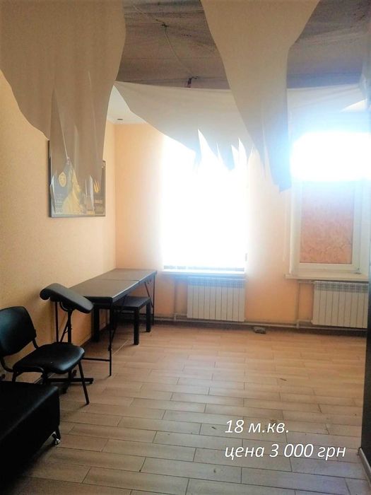 Здаються в оренду кабінети р-н кр. ринку