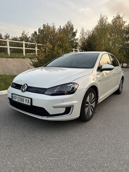 Продам Volkswagen E-Golf 24кВт