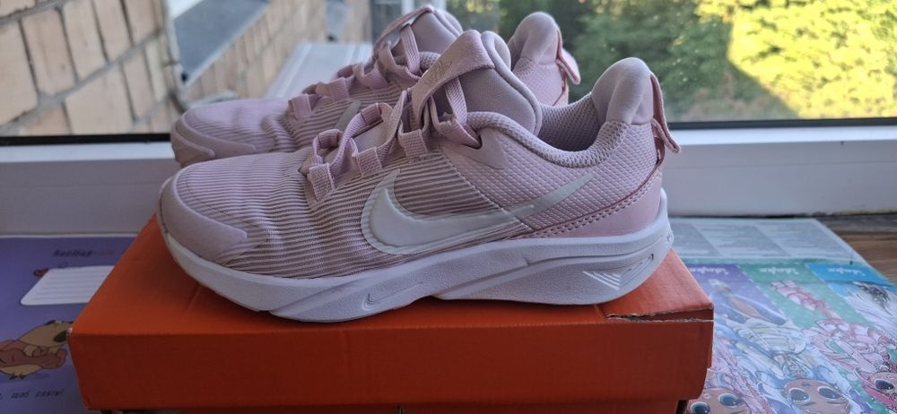 Дитячі кросівки Nike Star Runner 4 для дівчинки