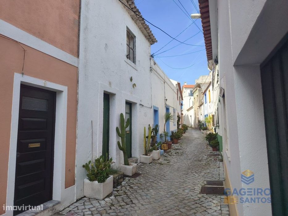Casa Antiga para Recuperar (Com Projeto Aprovado T1)