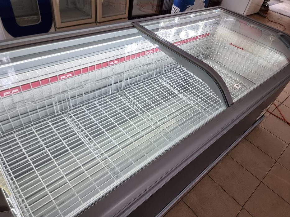 Морозильна ларь боннета вітрина AHT Maimi 210(u)L VSAD