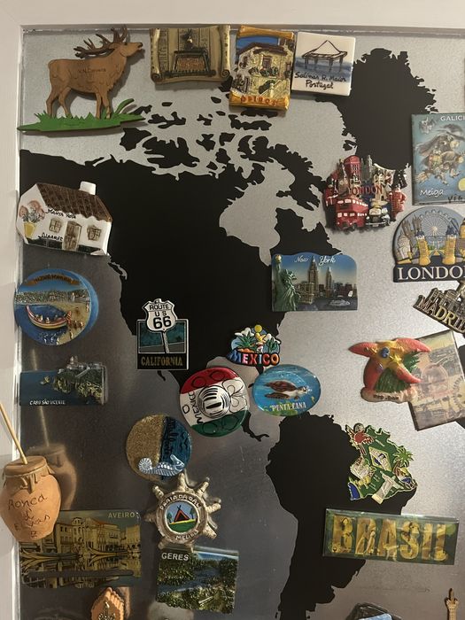 Coleção de Imans com quadro de exposição