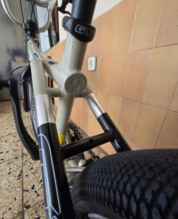 Bmx GT Vertigo 2000