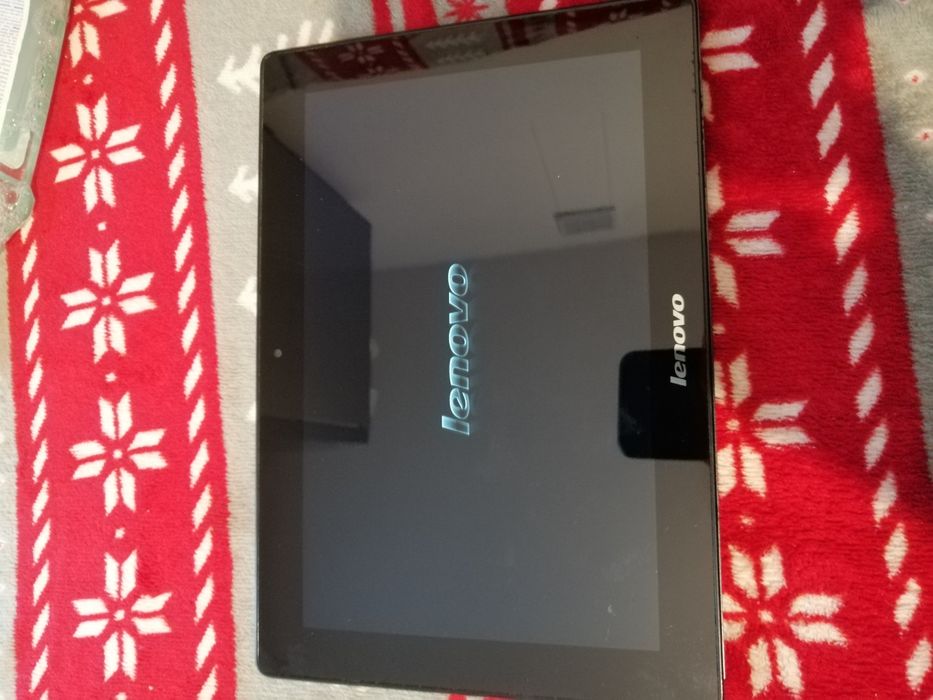 Продам планшет lenovo s6000