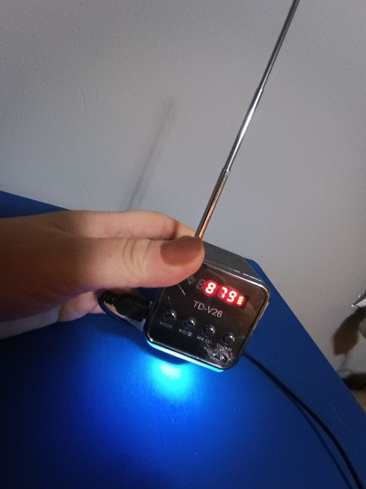 Mini przenośny głośnik stereo,radio