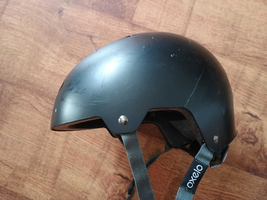 Kask Oxelo rozmiar 55-58 (na rolki, rower)