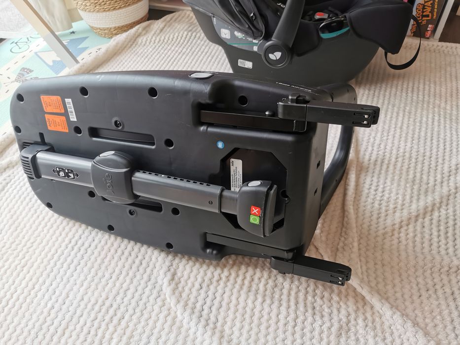 Joile Fotelik i-snug 2 + baza I-base Advance