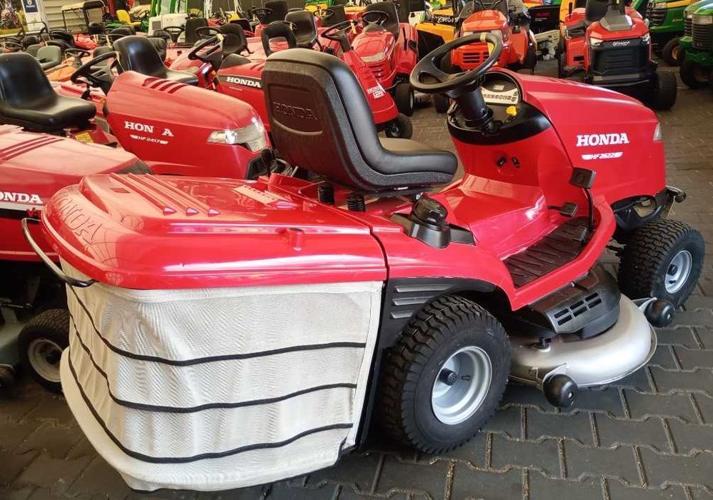 Traktorek kosiarka Honda 2622 Silnik 2 cyl 22 KM Kosisko 122cm Duży kosz Super Stan
