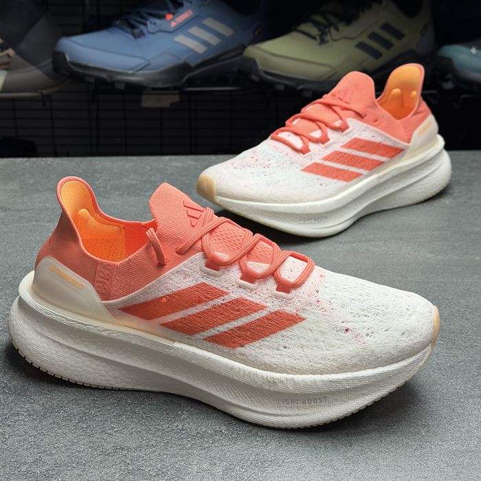 38.5р.ОРИГІНАЛ 100% Кросівки кроссовки адідас Adidas Ultra boost JH8190
