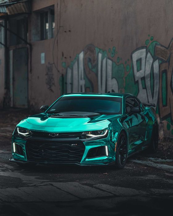 Wypożyczalnia, Wynajem Samochod do ślubu Złoty Mustang Audi Corvette