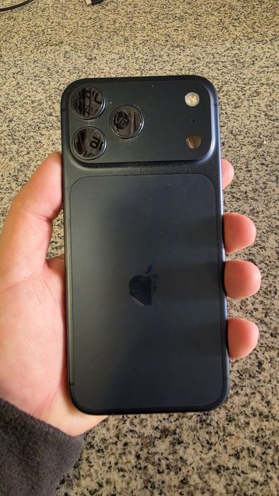 iPhone 17 pro max 1TB niebieski