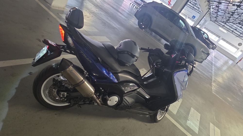 Yamaha Tmax 530 .