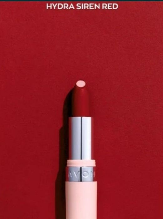 Avon Hydramatic Matte - matowa szminka z kwasem hialuronowym