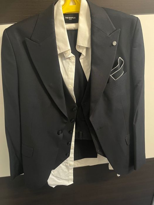 Чоловічий костюм 46 р