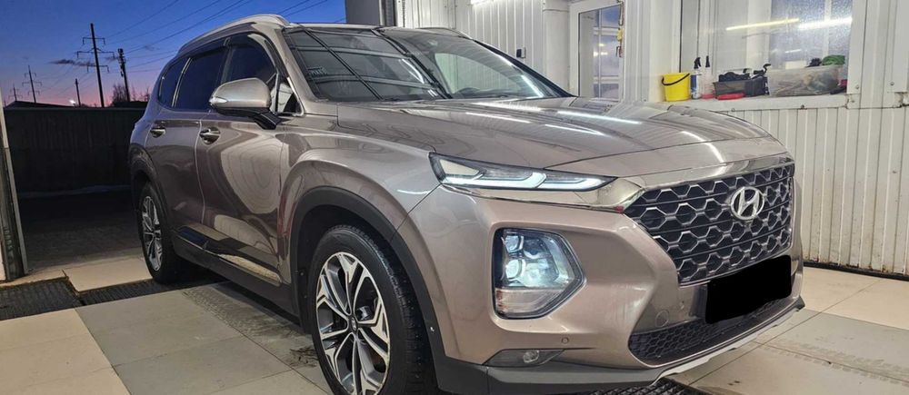 Hyundai Santa Fe IV