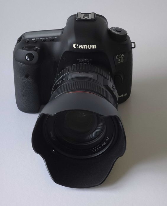 Canon 5DM3 com lente com EF 24-105mm f4 L IS USM Castelo Branco • OLX.pt