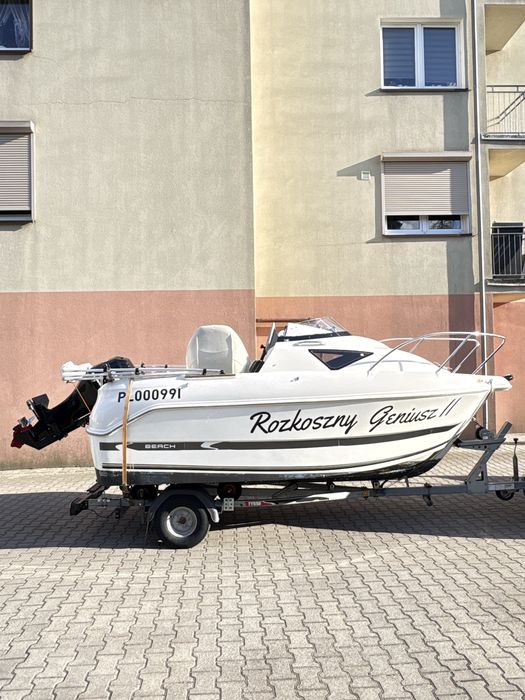 Łodz kabinowa Quicksilver 460