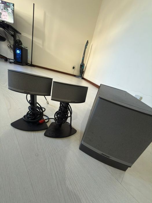 Sistema de Som Bose Companion 5 – 2.1