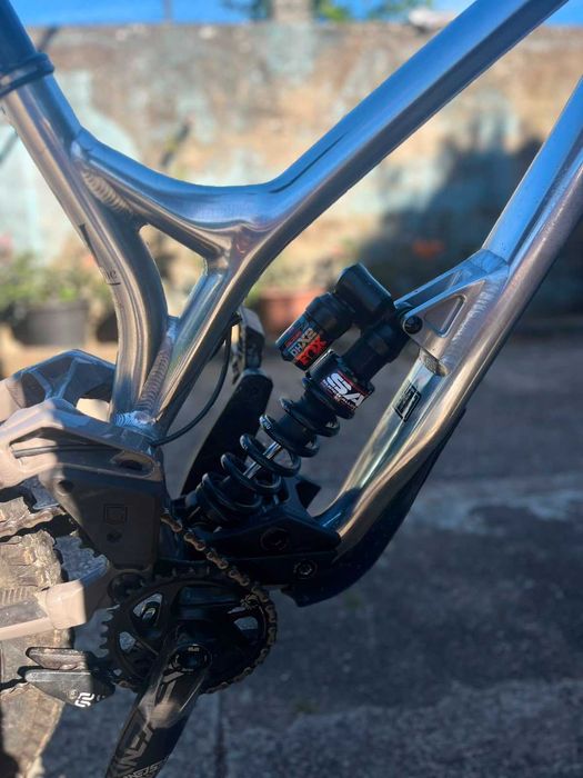 Commencal Supreme DH Signature 2022