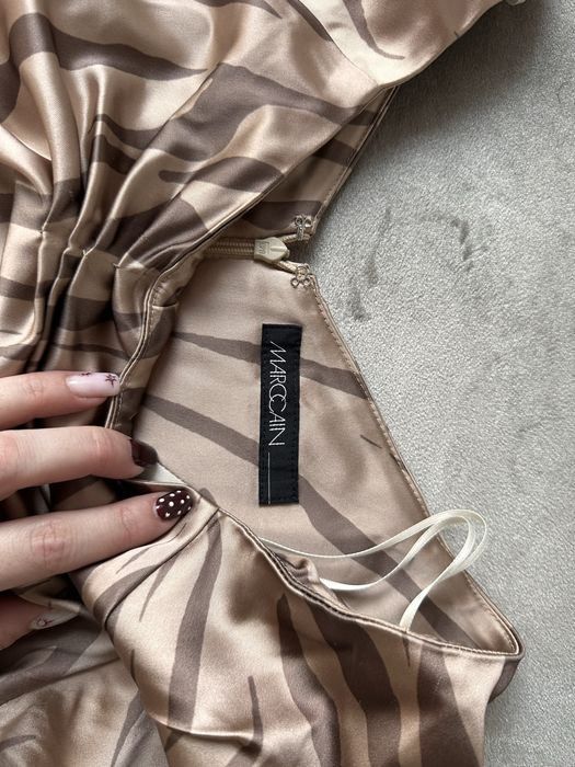 Sukienka satynowy połysk marc cain