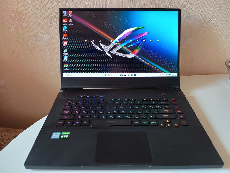 ASUS Zephyrus G GU502GV i7-9750H 32Gb nVIDIA RTX2060 6Gb SSD1Tb UHD