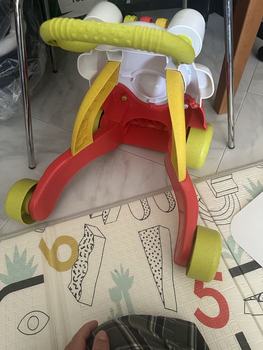Primeiros passos bebé CHICCO