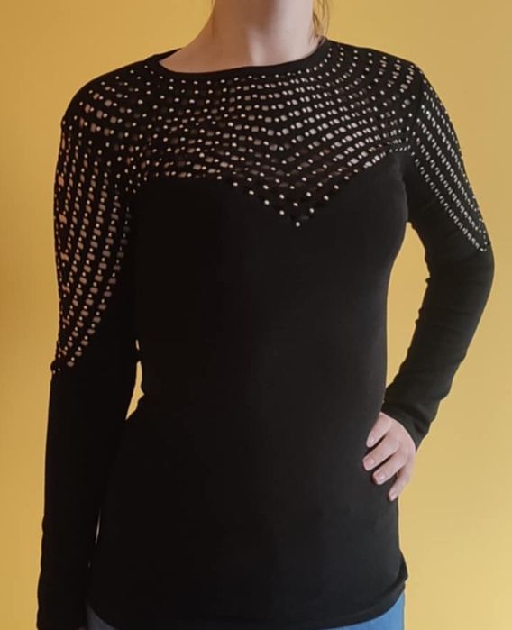 Czarna bluzka z długim rękawem marki 3M