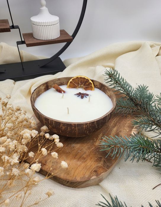 Świeca sojowa zapachowa w kokosie Ciasto pomarańczowe Prezent