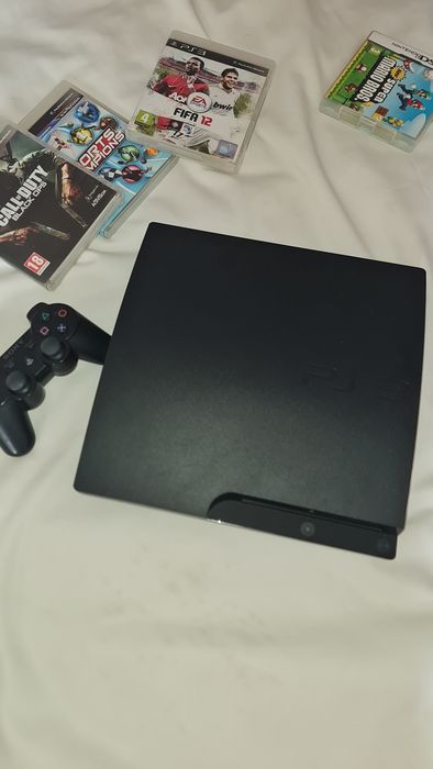 vendo playstation 3 + comando original— EXCELENTE ESTADO