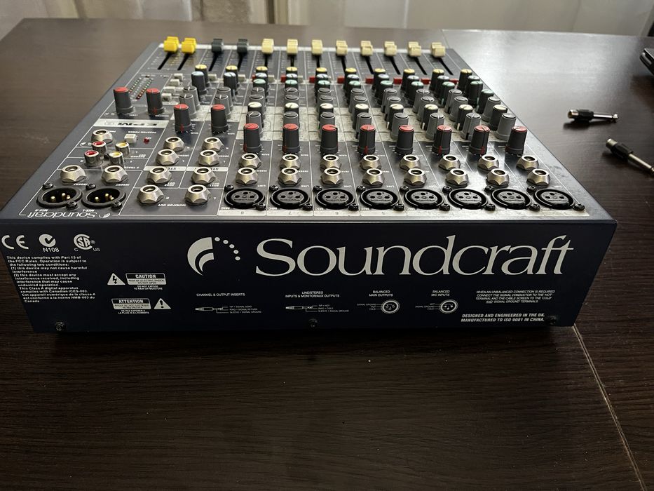 Mikser analogowy soundcraft EPM8