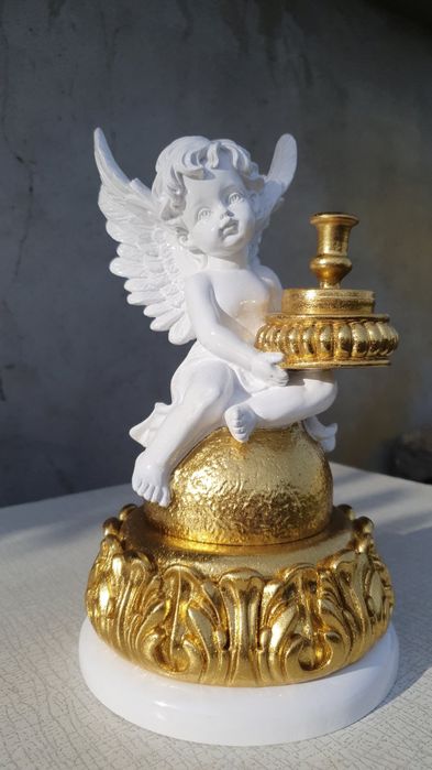 Підсвічник для інтер'єру