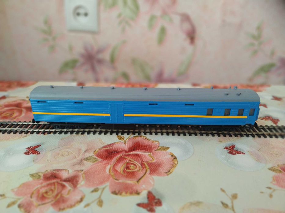 Багажний вагон маштаб 1.87 (H 0 ) ходова модель