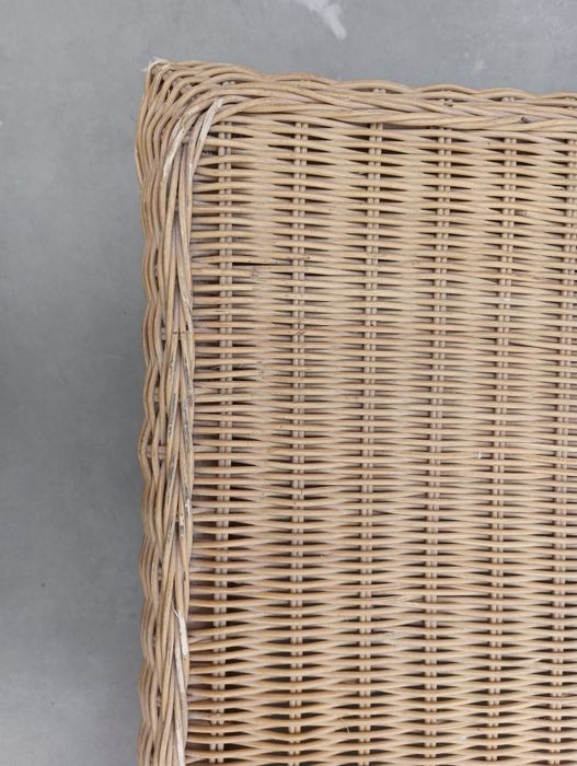 Mesa de apoio/centro em palhinha