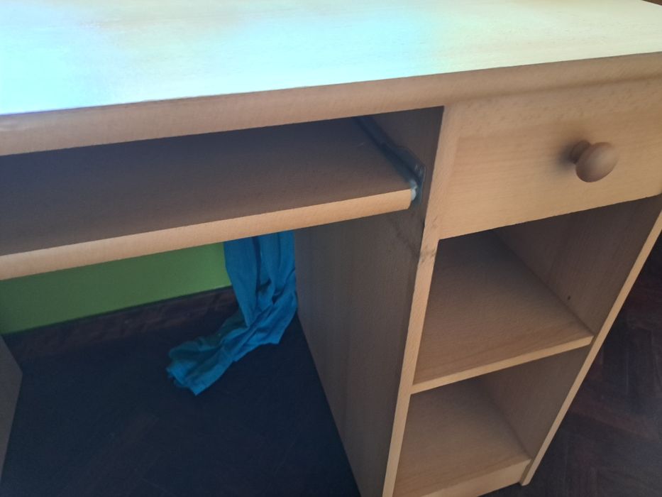 Cama alta tipo beliche