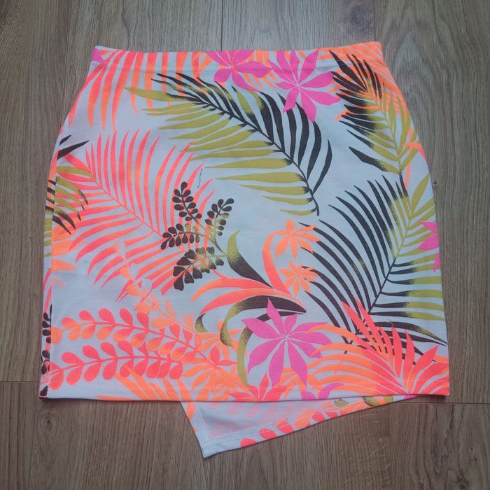 Spódnica asymetryczna M