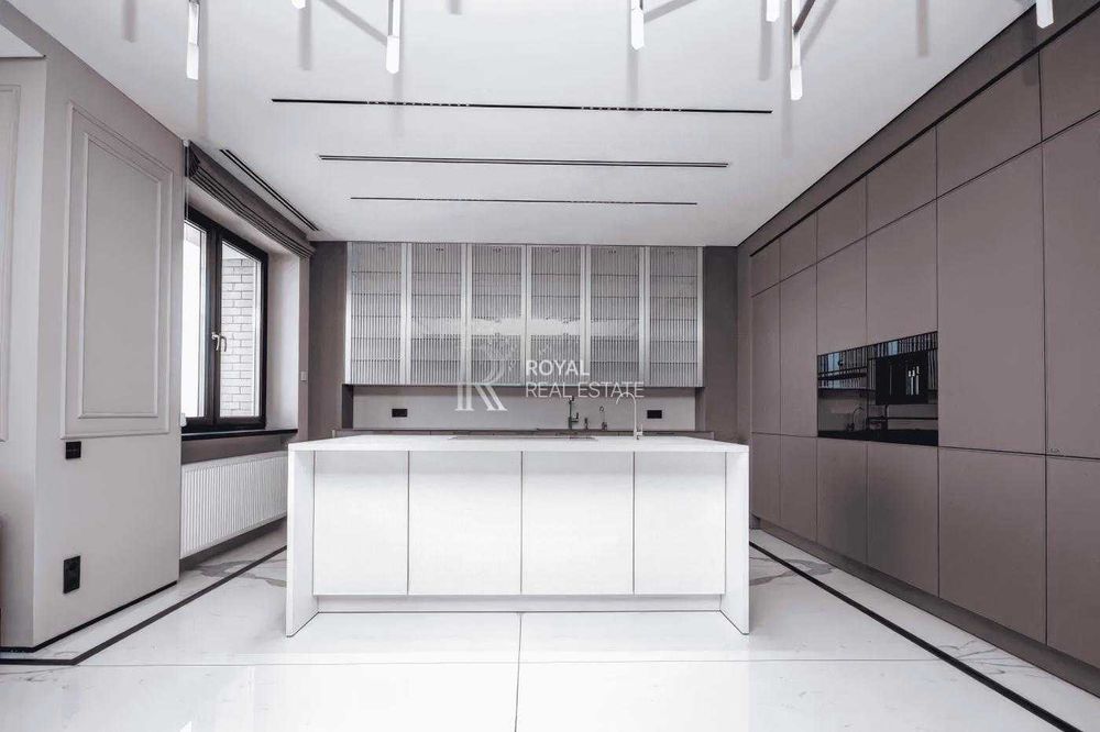 Продаж Квартири 5кім 330м2 Оболонь Багаторівнева, Тераса