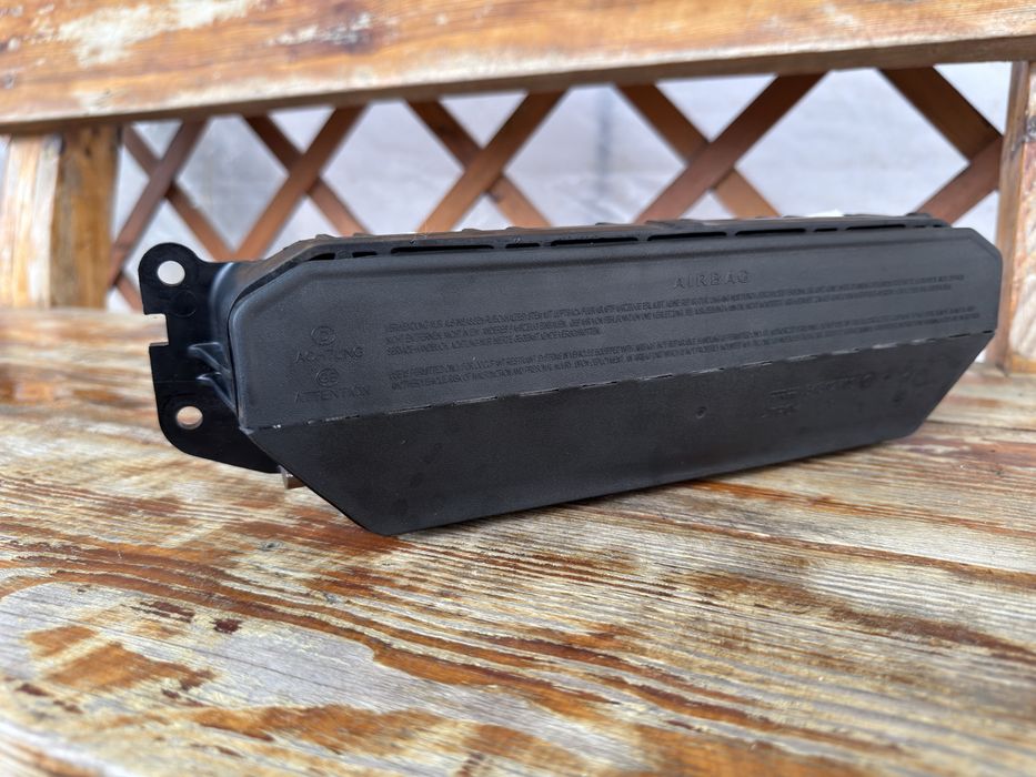 Безпека Mercedes Eqs подушки безпеки